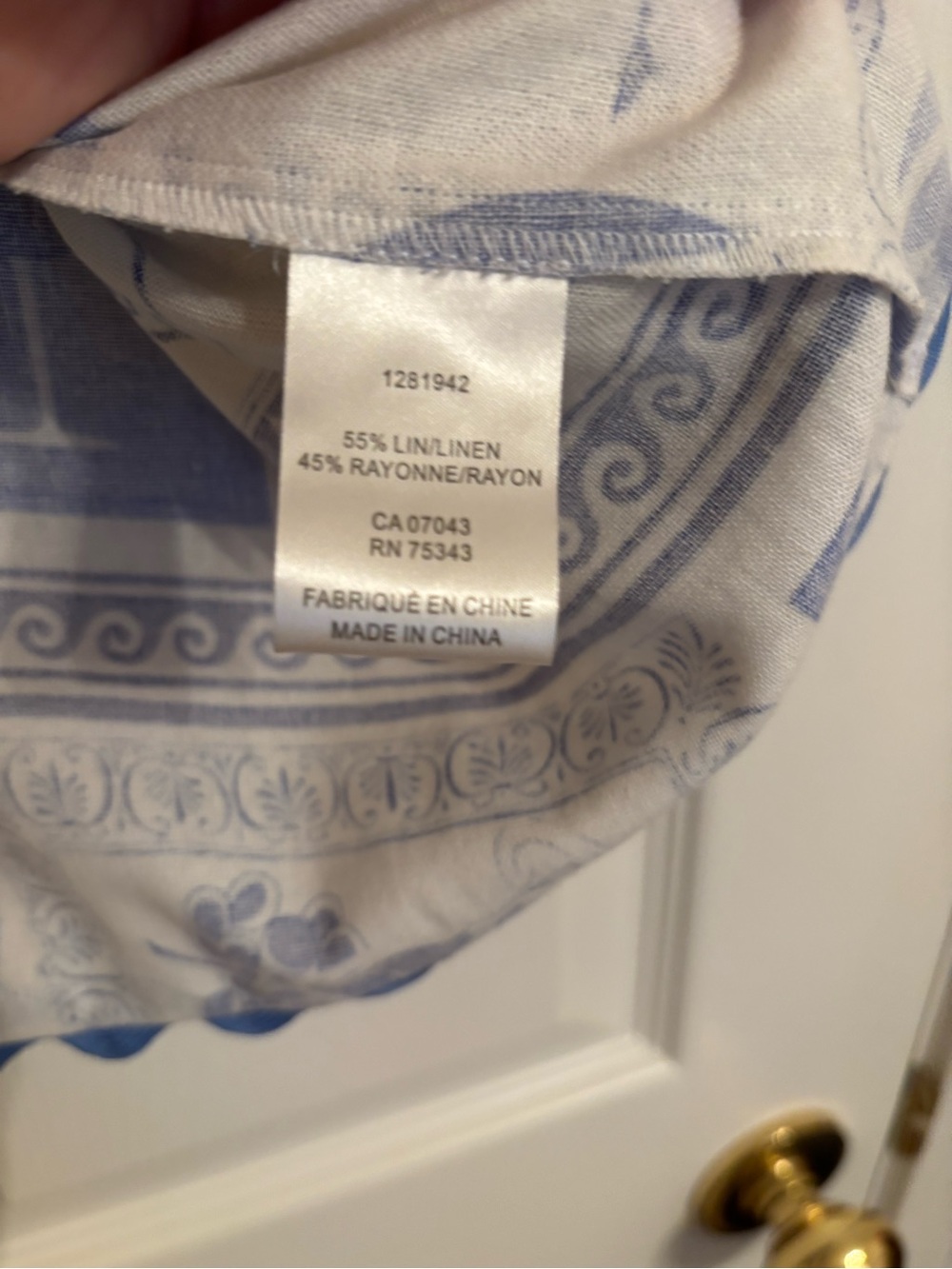 Summery Linen Blend Button Down Top in Beautiful Blue and White - Picture 6 of 11
